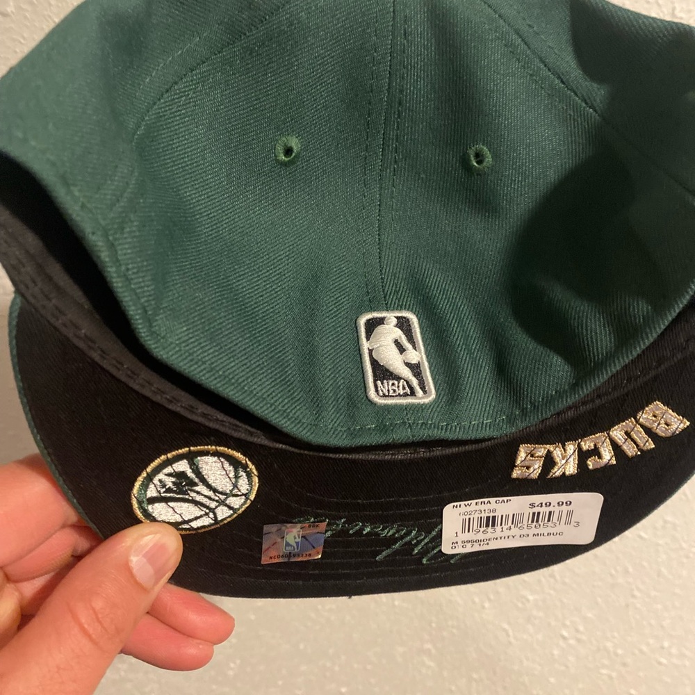 NWT New Era Milwaukee Bucks 7 1/4 Hat - Picture 7 of 8